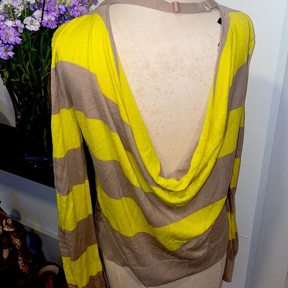 BCBGMAXAZRIA YELLOW AND TAN STRIPE TOP WITH OPEN BACK - Picture 2 of 5